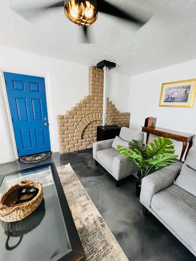 Los Casita Azul- Cozy Blue House Villa Los Lunas Bagian luar foto